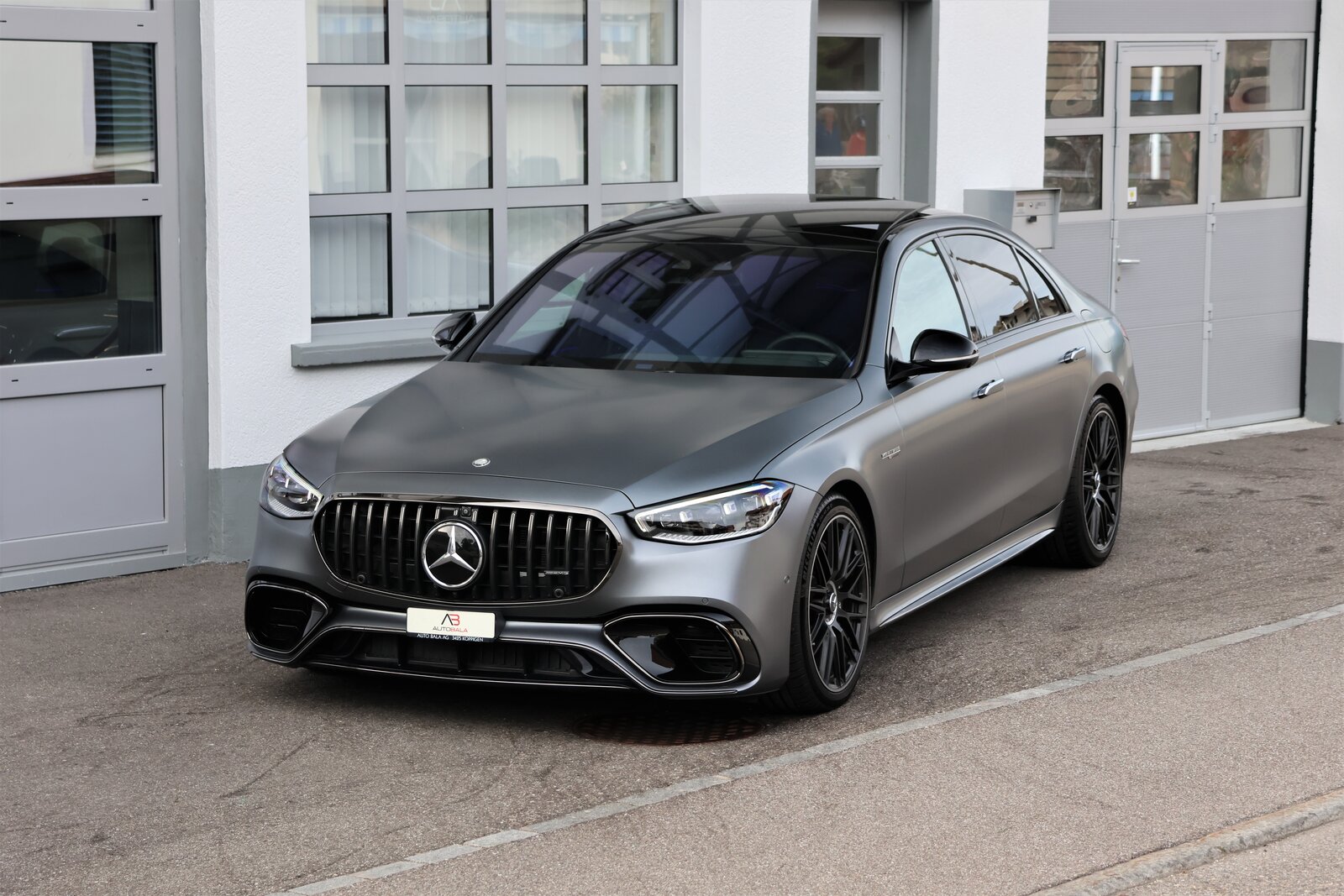MERCEDES-BENZ S 63 AMG E Performance 4Matic Business Class (CH) *Manufakt