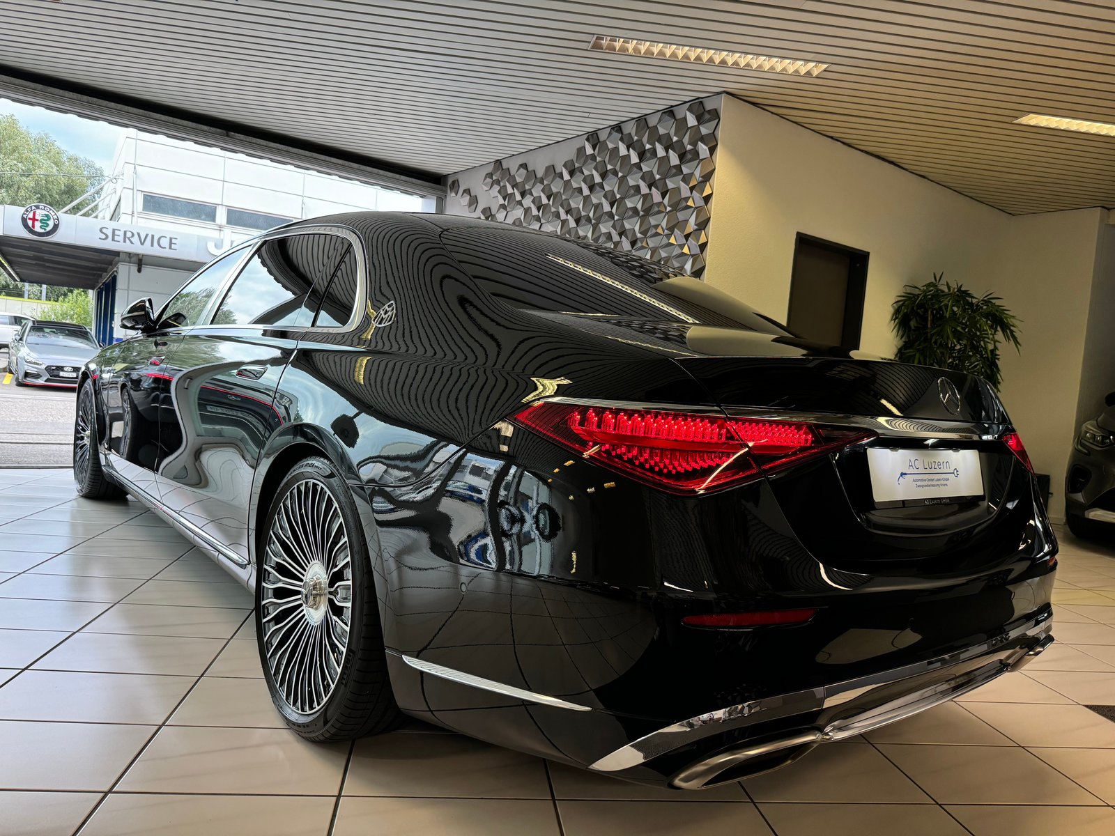 MERCEDES-BENZ Maybach 4-Matic 9G-Tronic Frist Class Fond, Benzina, Occasioni / Usate - 2