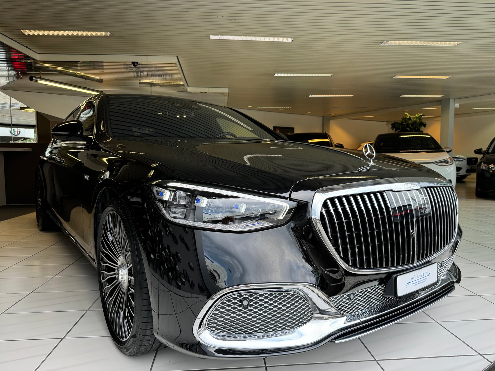 MERCEDES-BENZ Maybach 4-Matic 9G-Tronic Frist Class Fond, Benzina, Occasioni / Usate - 4