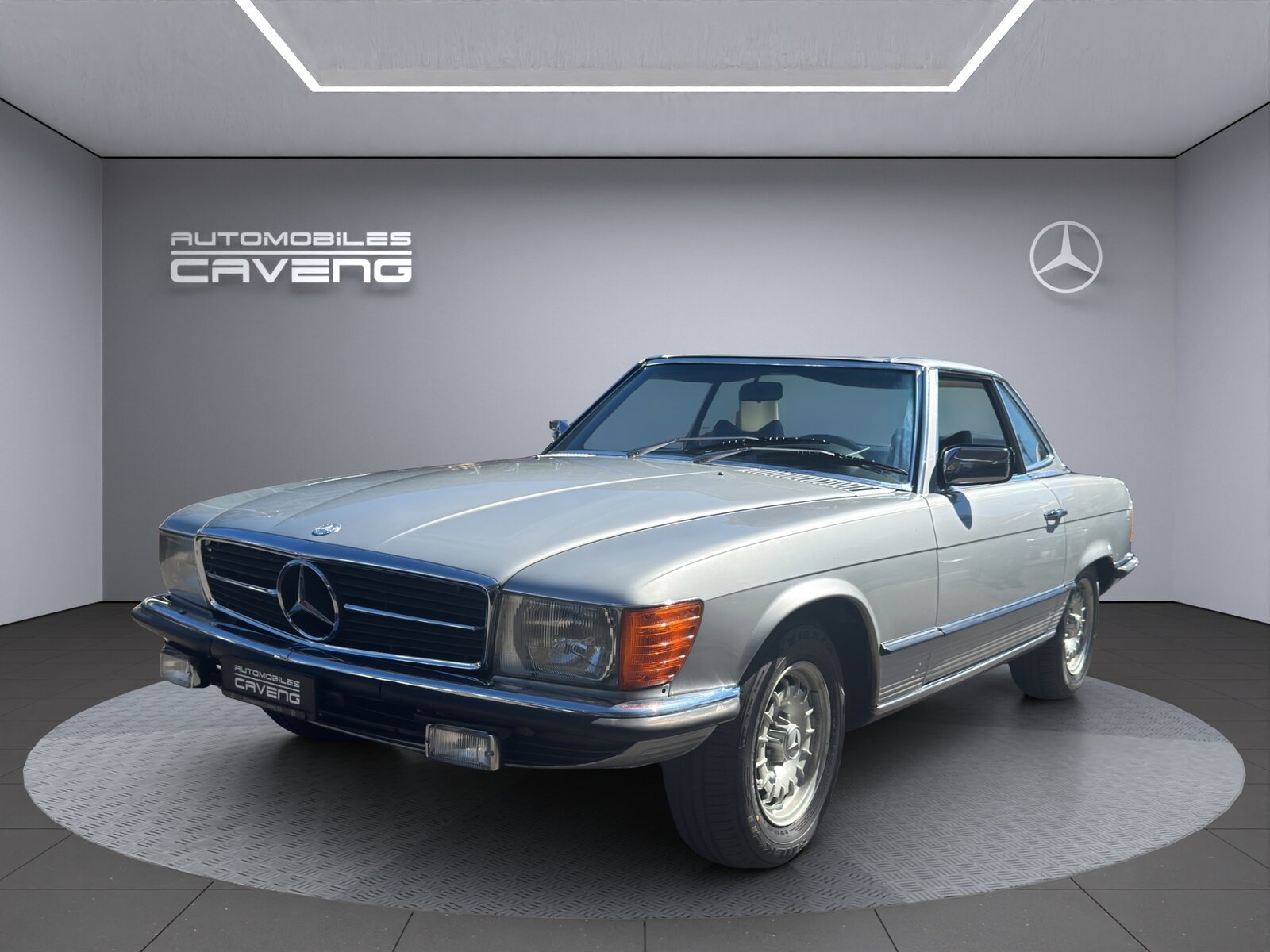 MERCEDES-BENZ 280 SL R 107