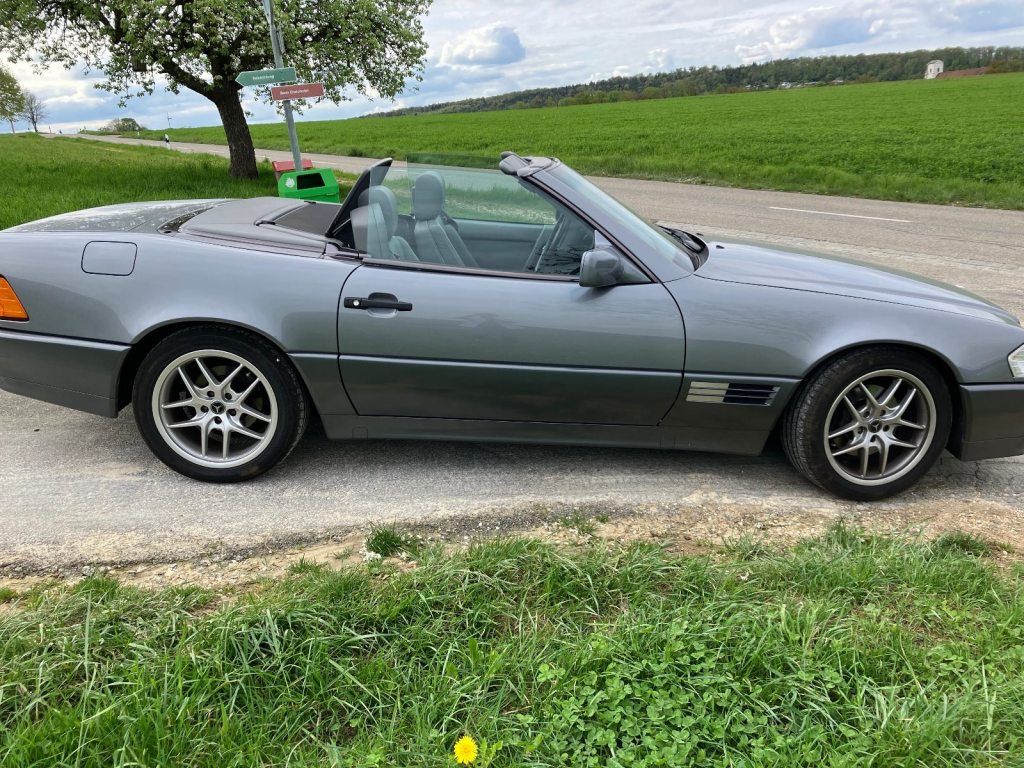 MERCEDES-BENZ 300 SL-24, Petrol, Classic, Automatic - 2
