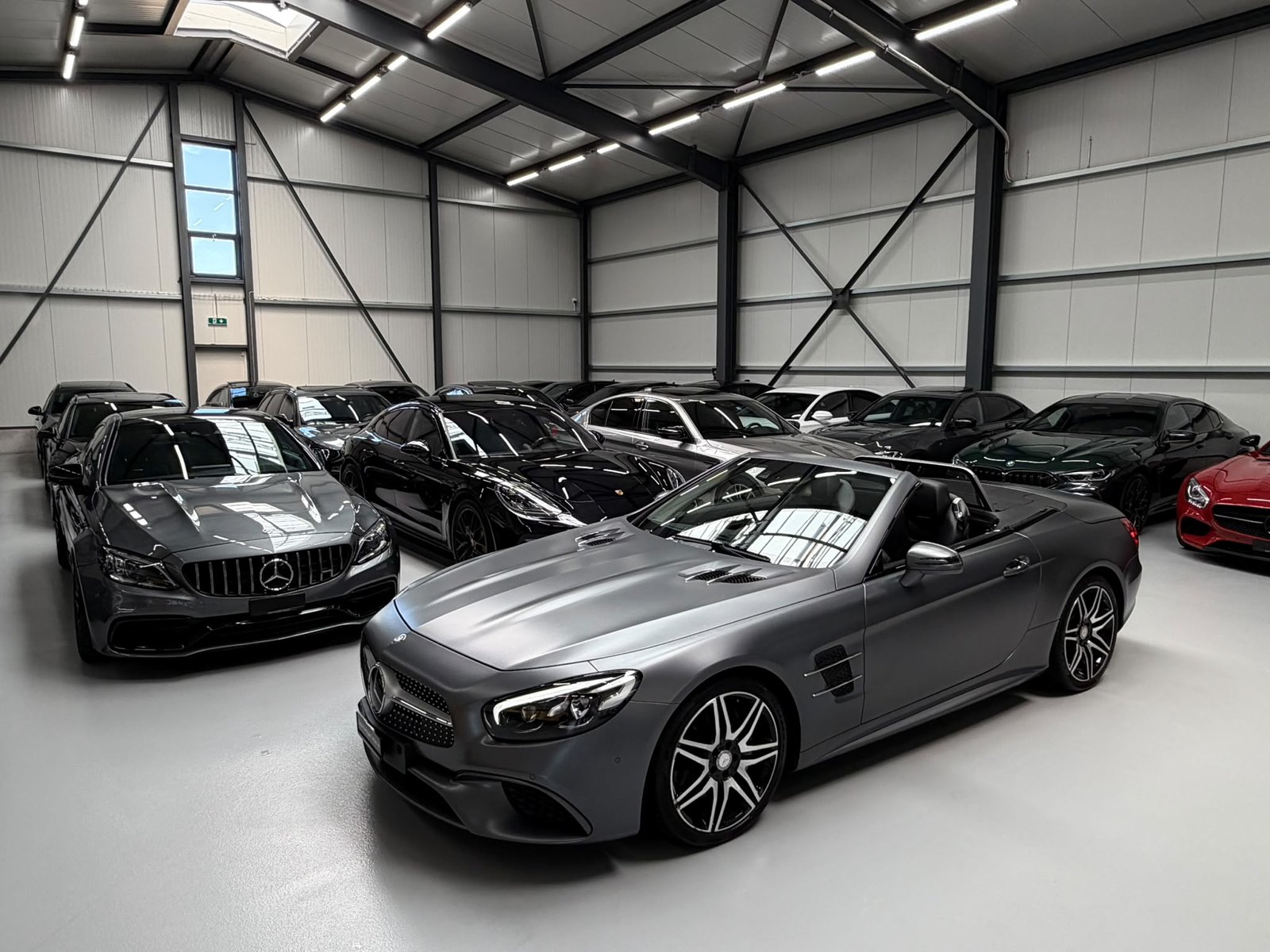 MERCEDES-BENZ SL 400 9G-Tronic AMG Line Designo Grau Matt, Petrol, Second hand / Used, Automatic - 3