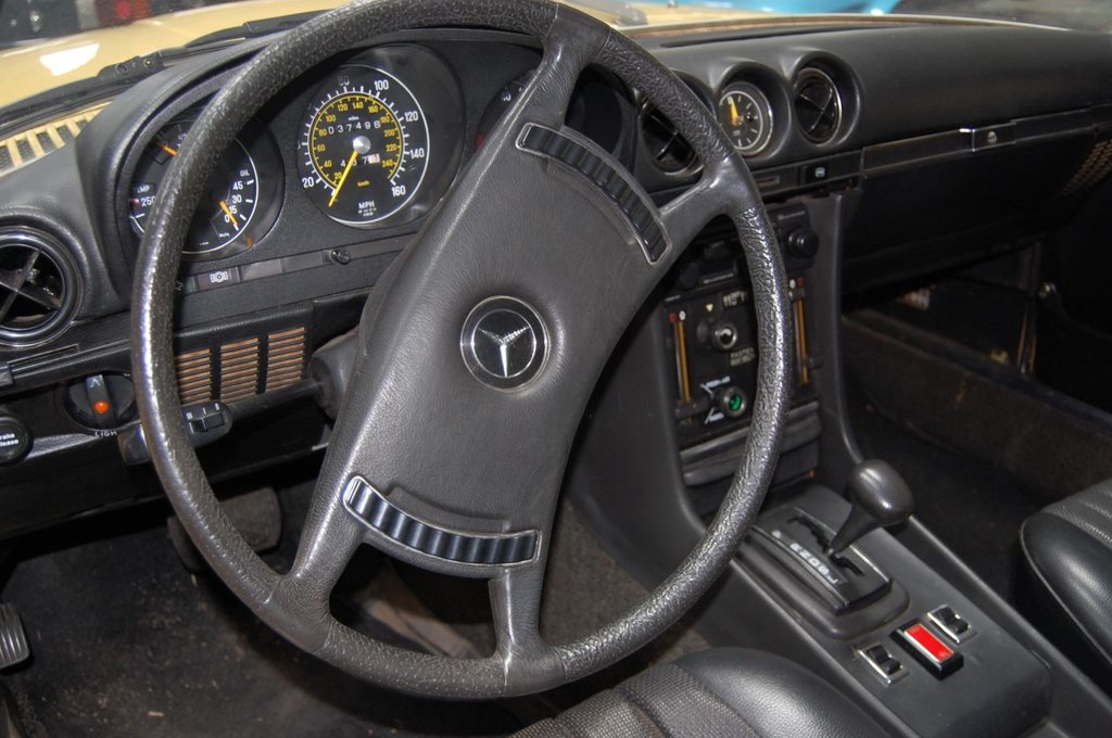 MERCEDES-BENZ R107, Petrol, Classic, Automatic - 7