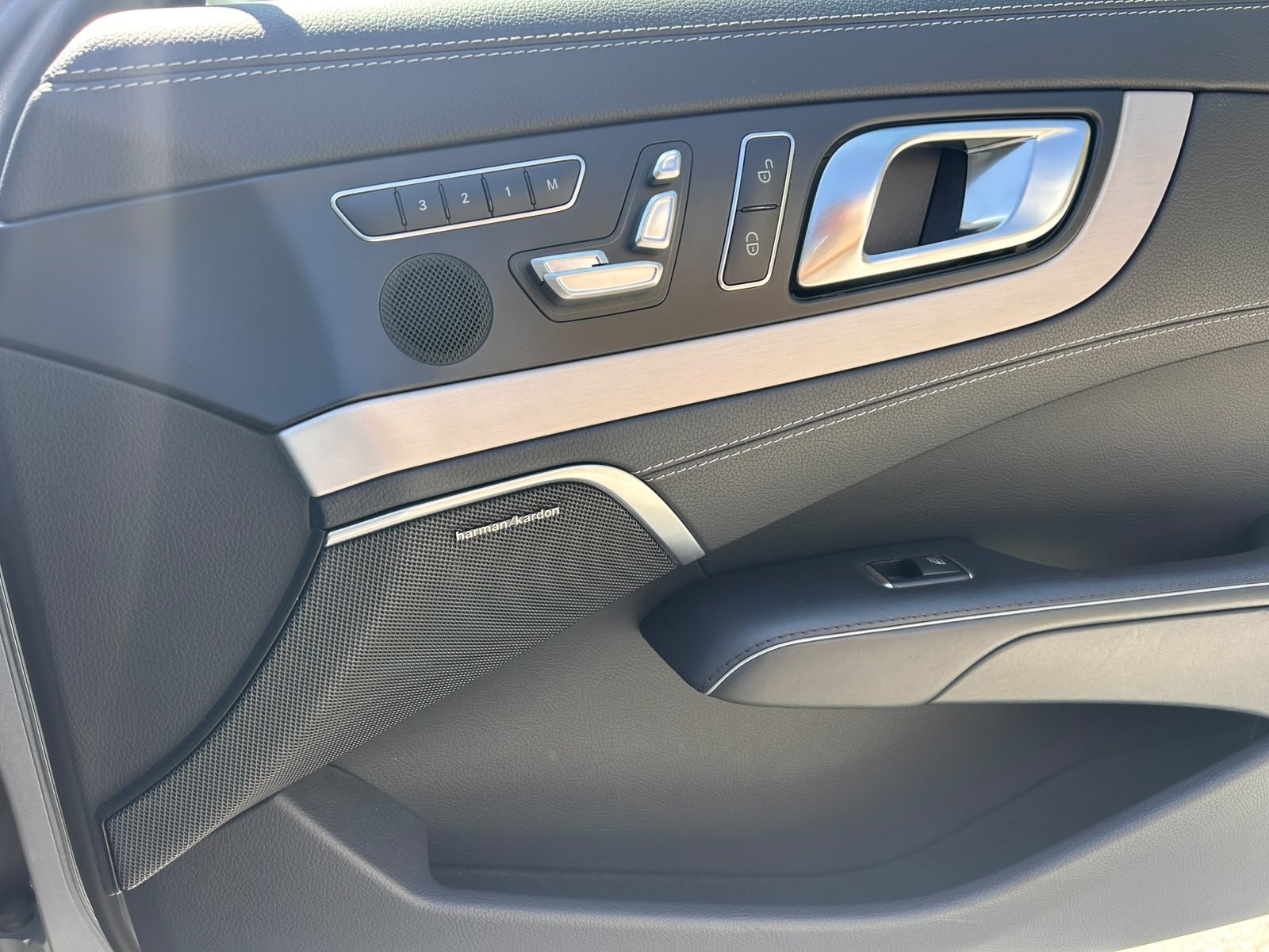 MERCEDES-BENZ SL 500, Essence, Occasion / Utilisé, Automatique - 7