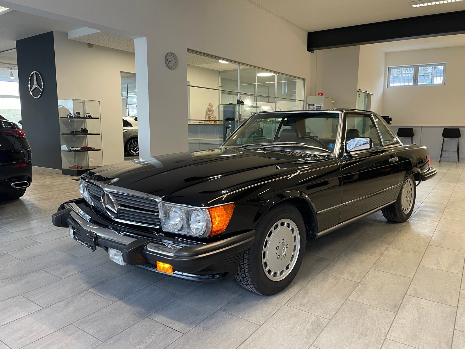 MERCEDES-BENZ SL 560