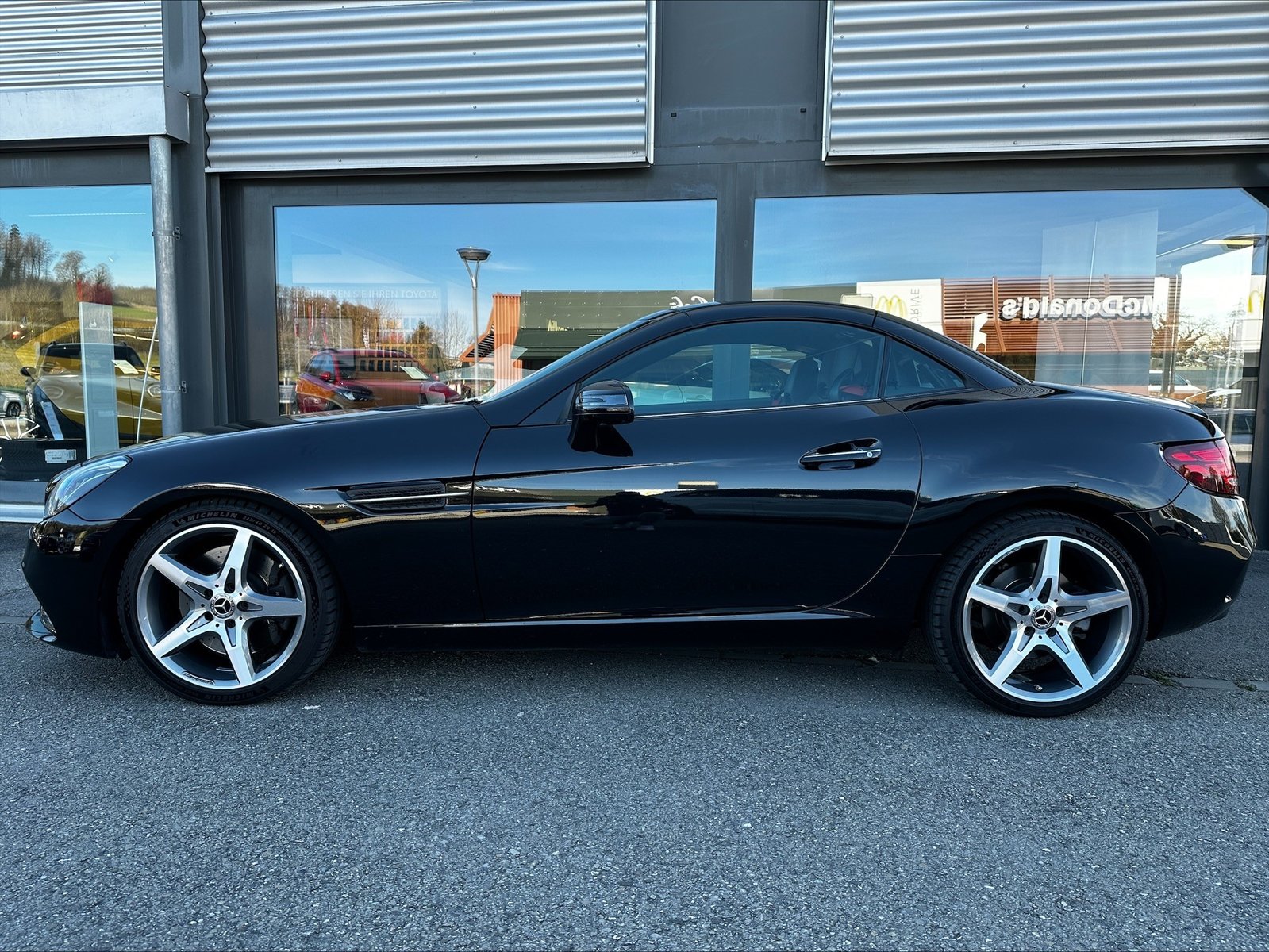 MERCEDES-BENZ SLC 300 AMG Line 9G-Tronic, Benzin, Occasion / Gebraucht, Automatik - 2