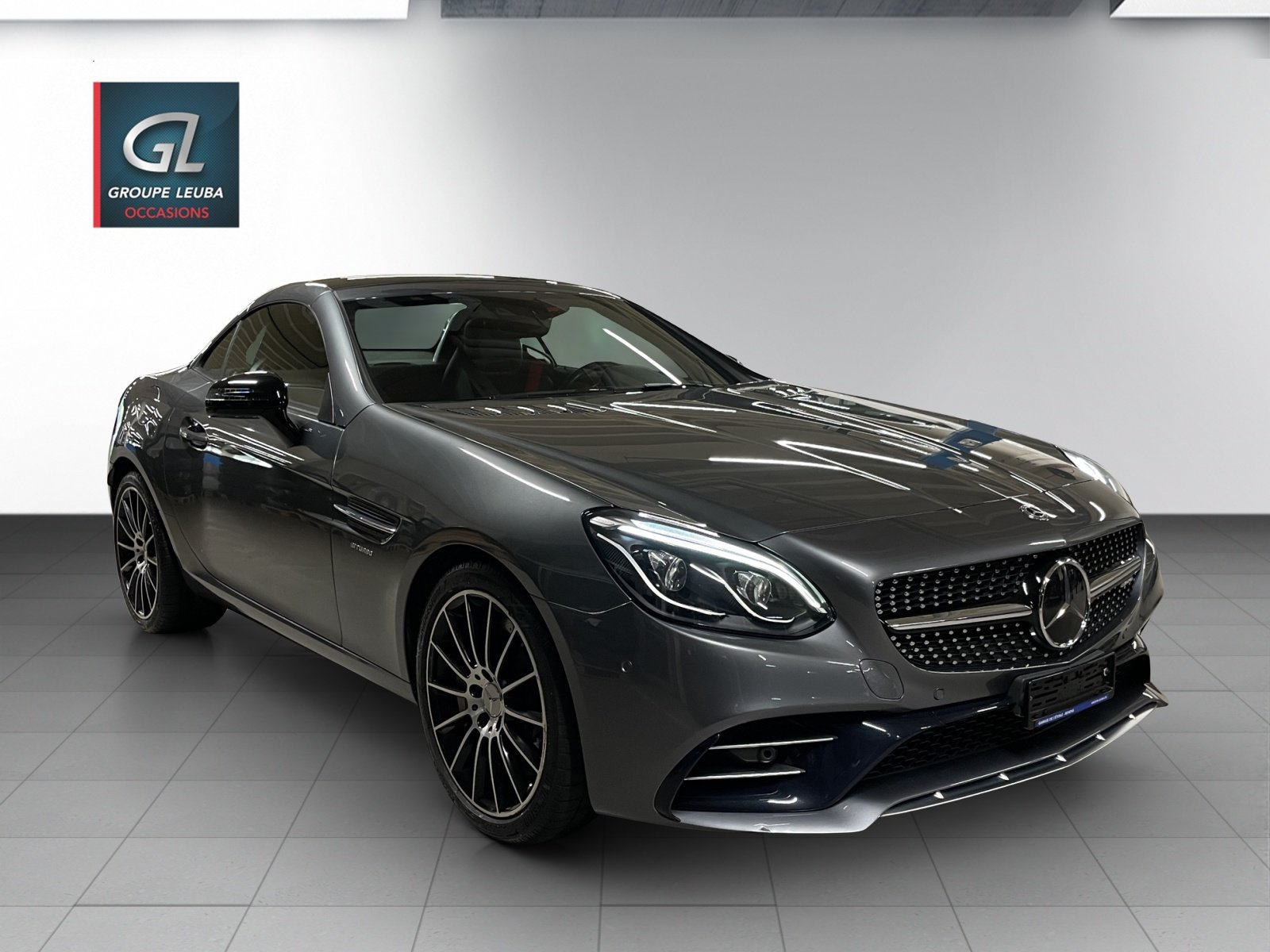 MERCEDES-BENZ SLC 43 AMG
