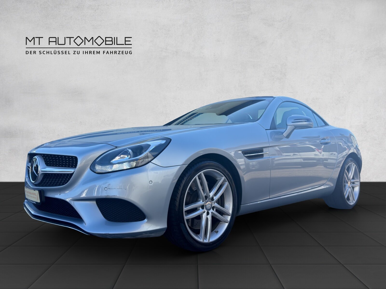 MERCEDES-BENZ SLC 200 9G-Tronic