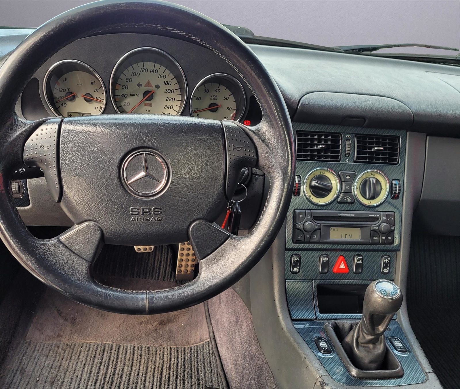 MERCEDES-BENZ SLK-Klasse R170 Cabrio SLK 200, Petrol, Second hand / Used, Manual - 7