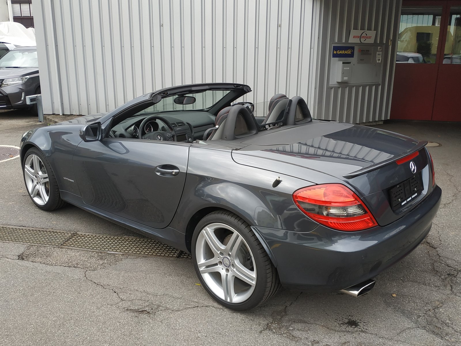 MERCEDES-BENZ SLK 200 Kompressor Automatic, Petrol, Second hand / Used, Automatic - 4