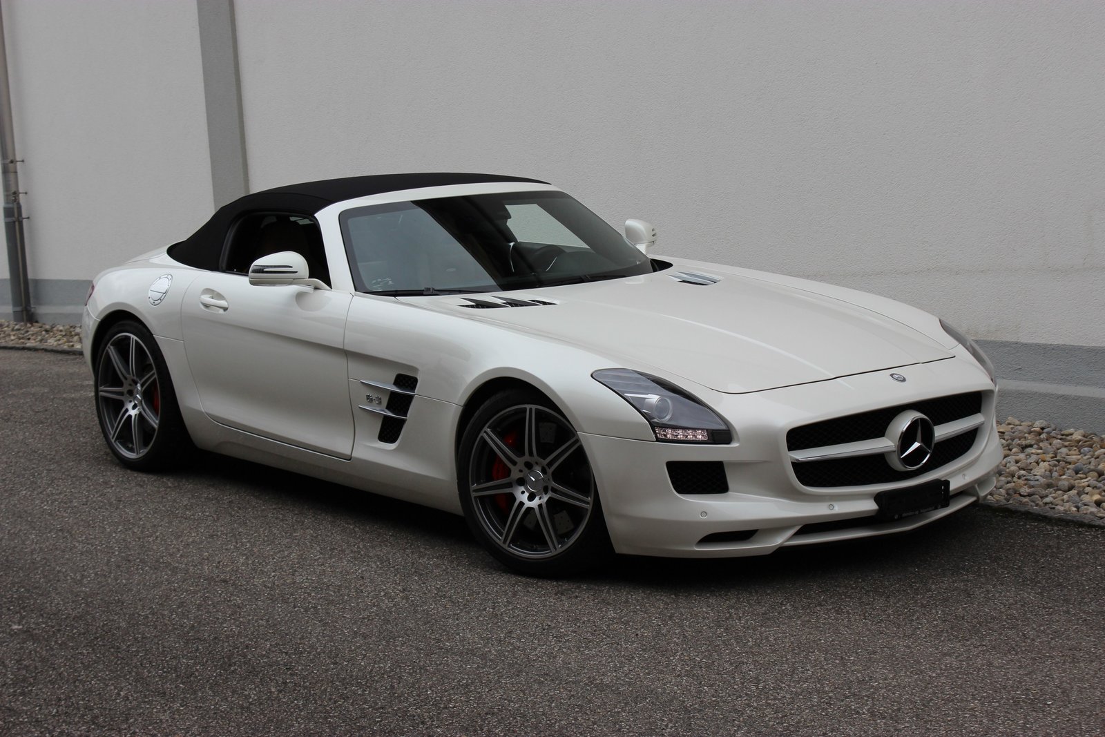 MERCEDES-BENZ SLS AMG Roadster