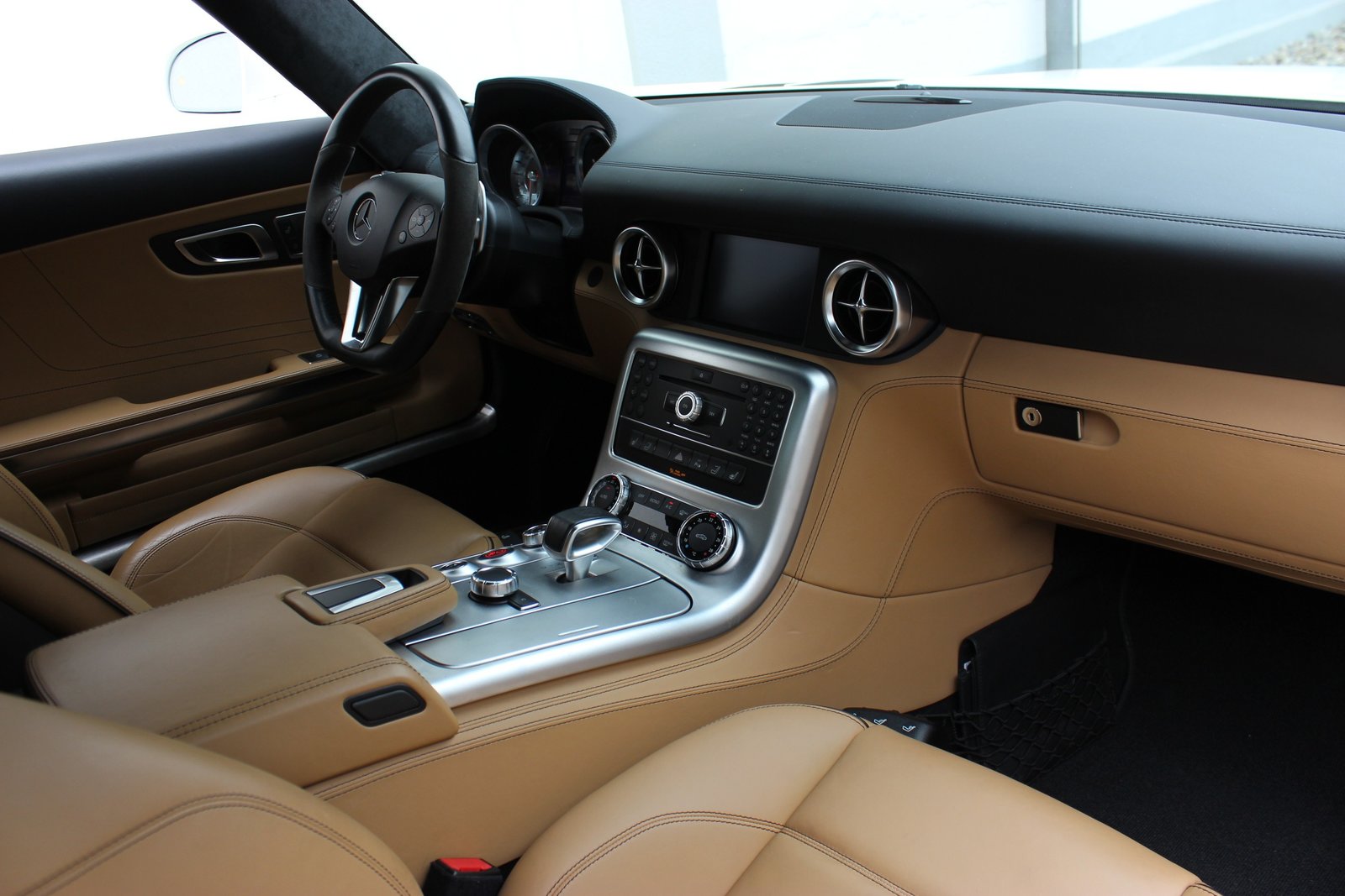 MERCEDES-BENZ SLS AMG Roadster, Essence, Occasion / Utilisé - 2