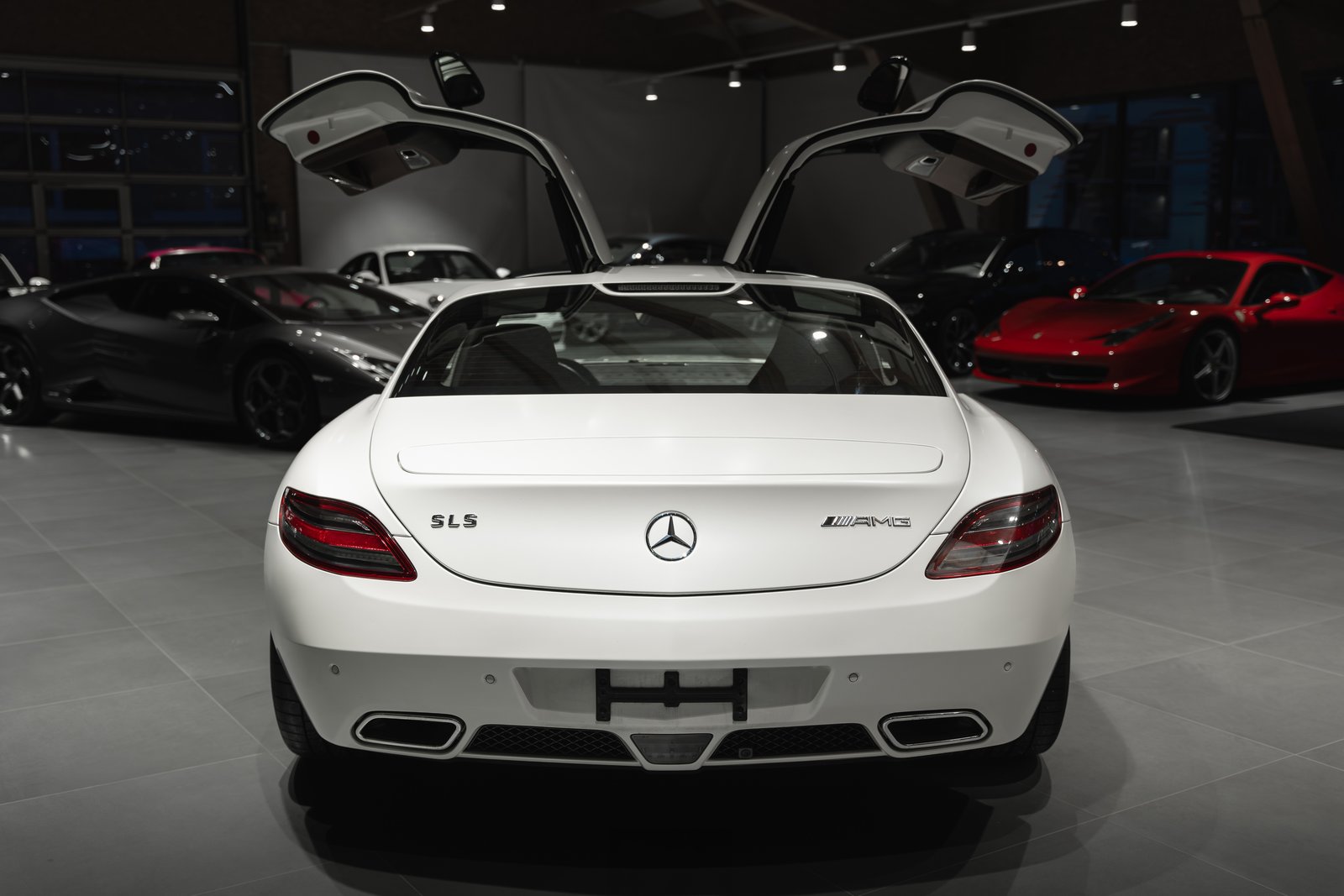 MERCEDES-BENZ SLS 63 AMG Blanc nacré mat *official car show, Benzin, Occasion / Gebraucht, Automatik - 6