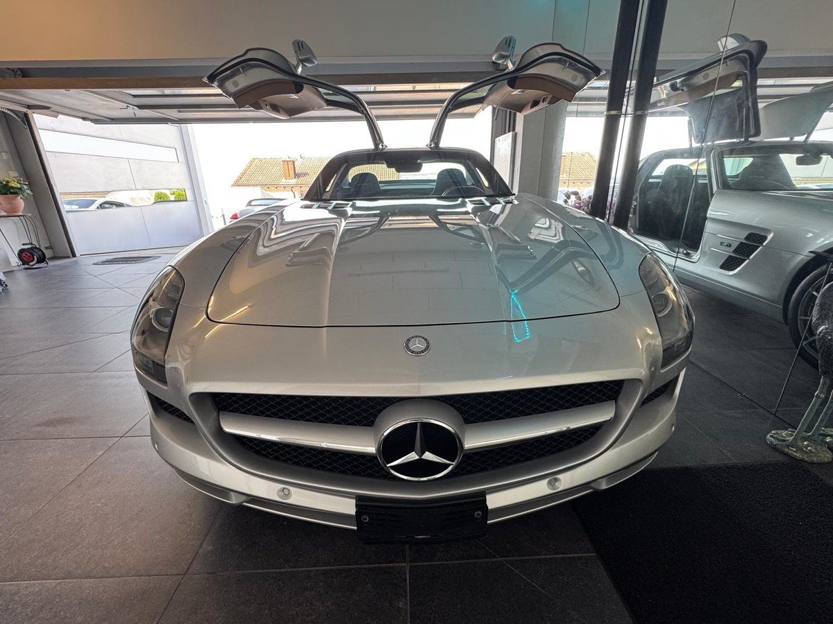 MERCEDES-BENZ SLS 63 AMG Speedshift