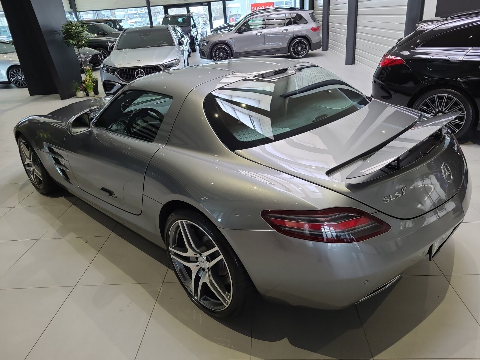 MERCEDES-BENZ SLS 63 AMG, Benzin, Occasion / Gebraucht, Automatik - 7