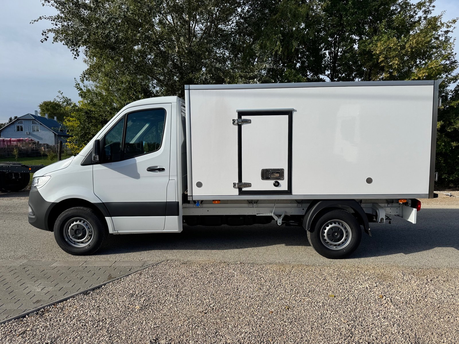 MERCEDES-BENZ 317 CDI Automat mit Kühlkoffer 20 Grad Speziell für Döner, Diesel, Neuwagen, Automatik - 4