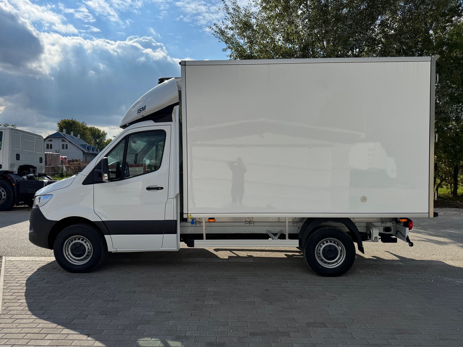 MERCEDES-BENZ 317 CDI Automat mit Kühlkoffer Minus 20 Grad und Ahk. 2000k, Diesel, Neuwagen, Automatik - 4