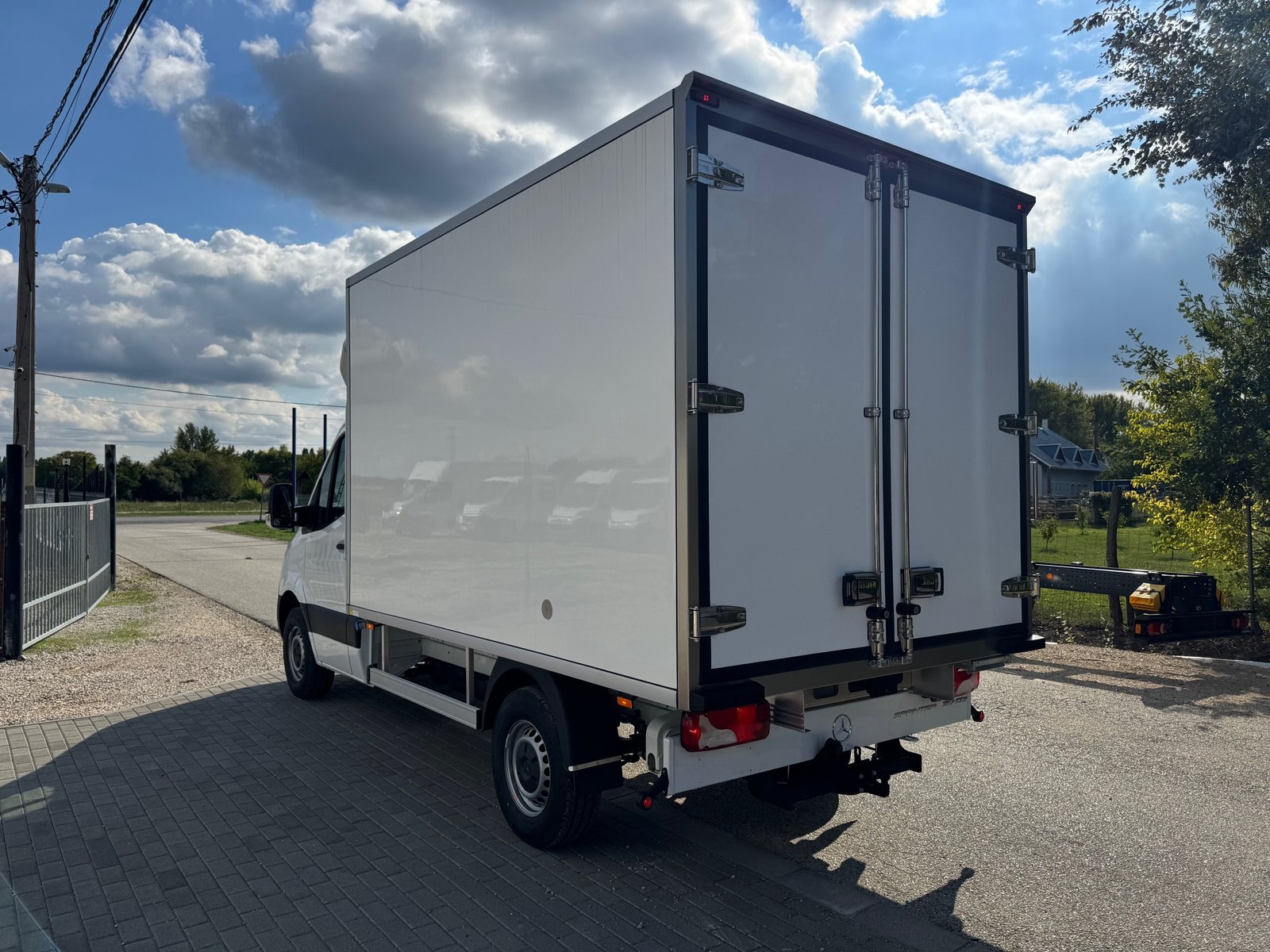 MERCEDES-BENZ 317 CDI Automat mit Kühlkoffer Minus 20 Grad und Ahk. 2000k, Diesel, Neuwagen, Automatik - 5