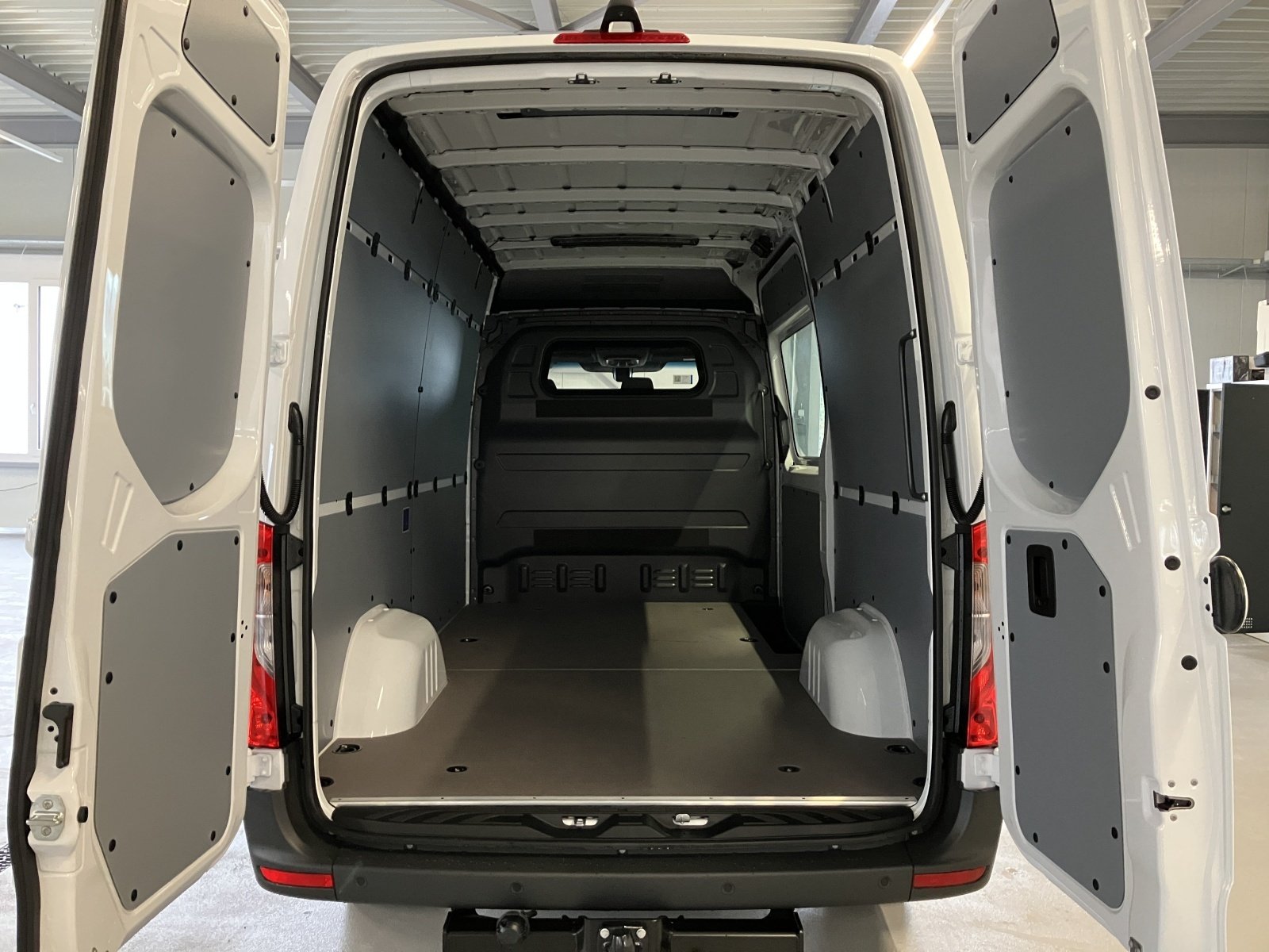 MERCEDES-BENZ Sprinter 317 CDI PRO KA S, Diesel, New car, Automatic - 5