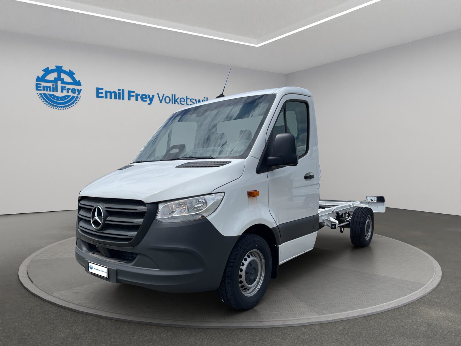 MERCEDES-BENZ Sprinter 317 CDI CH 3665mm S