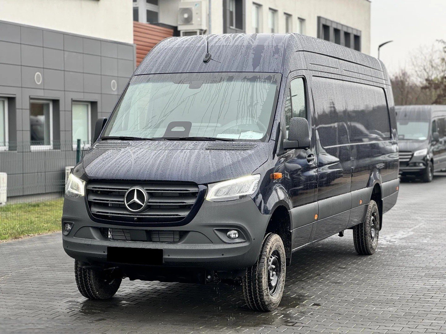 MERCEDES-BENZ Sprinter 319 CDI Extralang 9G-TRONIC 4x4
