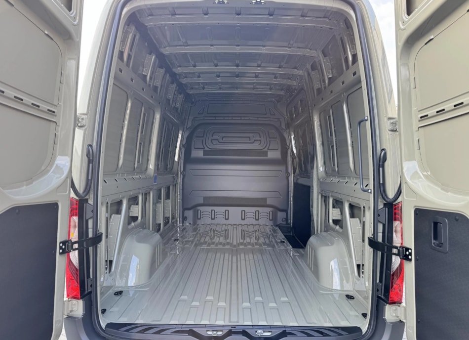 MERCEDES-BENZ Sprinter 319 CDI L2H2 9G-TRONIC 4x4, Diesel, Auto nuove, Automatico - 4