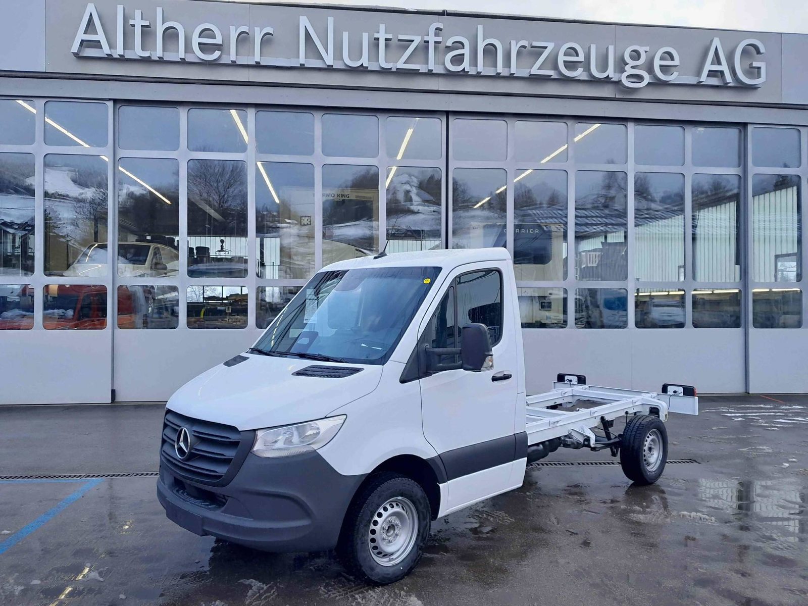 MERCEDES-BENZ Sprinter 317 Kab.-Ch. 3665 S 2.0 CDI 170 Pro