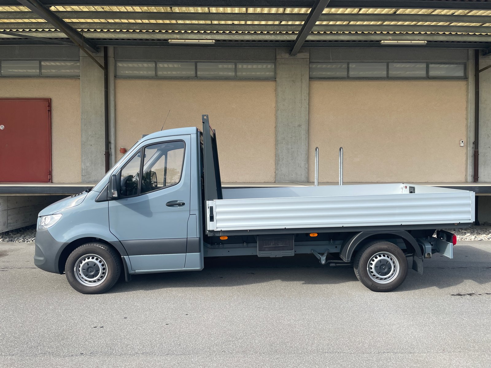 MERCEDES-BENZ Sprinter 315 CDI L2 FWD mit Pritsche und AHK, Diesel, Neuwagen, Handschaltung - 3