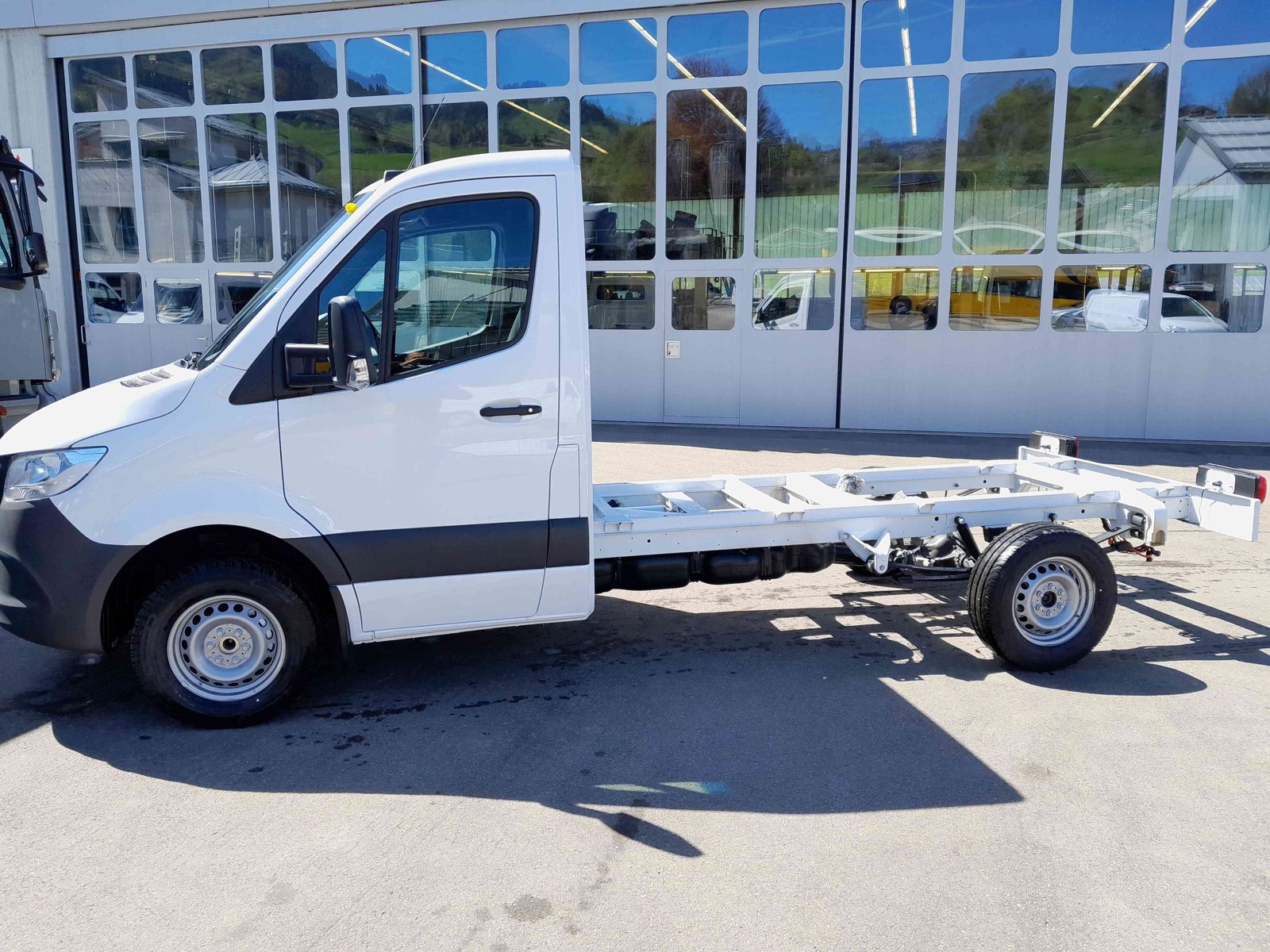 MERCEDES-BENZ Sprinter 317 Kab.-Ch. 3665 S 2.0 CDI 170 Pro, Diesel, Neuwagen, Automatik - 2