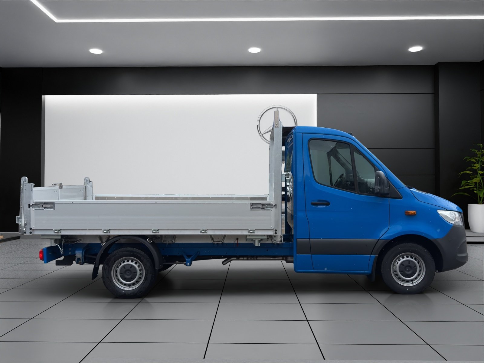 MERCEDES-BENZ Sprinter 319 CDI Standard 9G-TRONIC