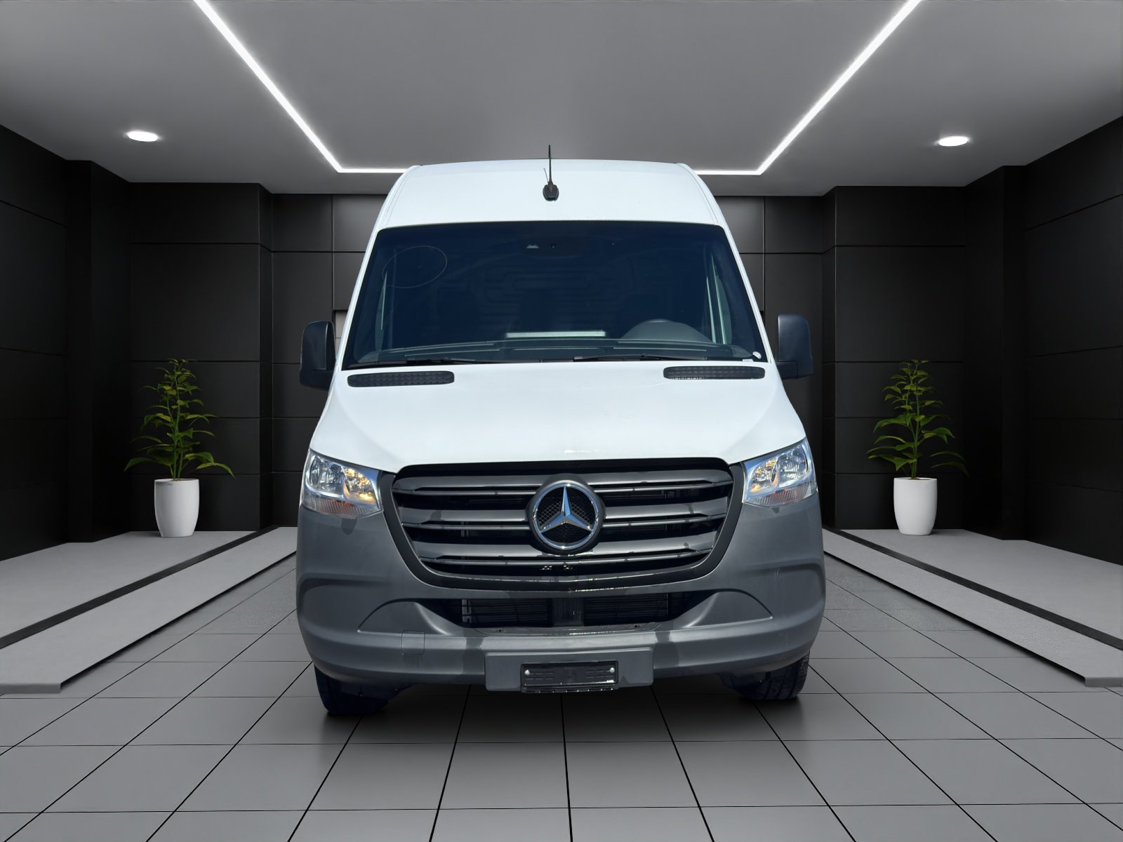 MERCEDES-BENZ Sprinter 317 CDI Lang 9G-TRONIC, Diesel, Auto nuove, Automatico - 2