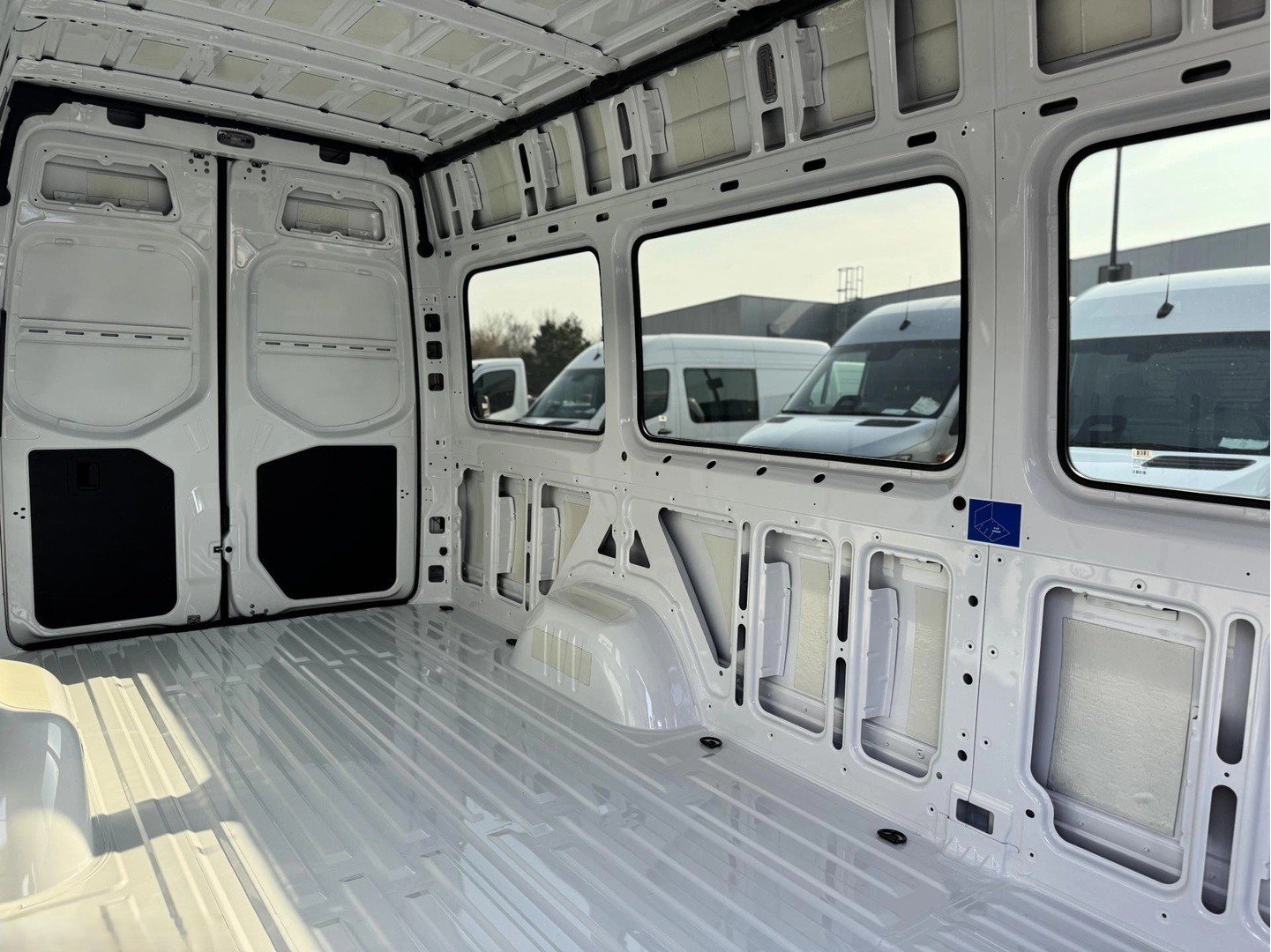 MERCEDES-BENZ Sprinter 317 CDI Lang Kastenwagen, Diesel, Auto nuove, Manuale - 2