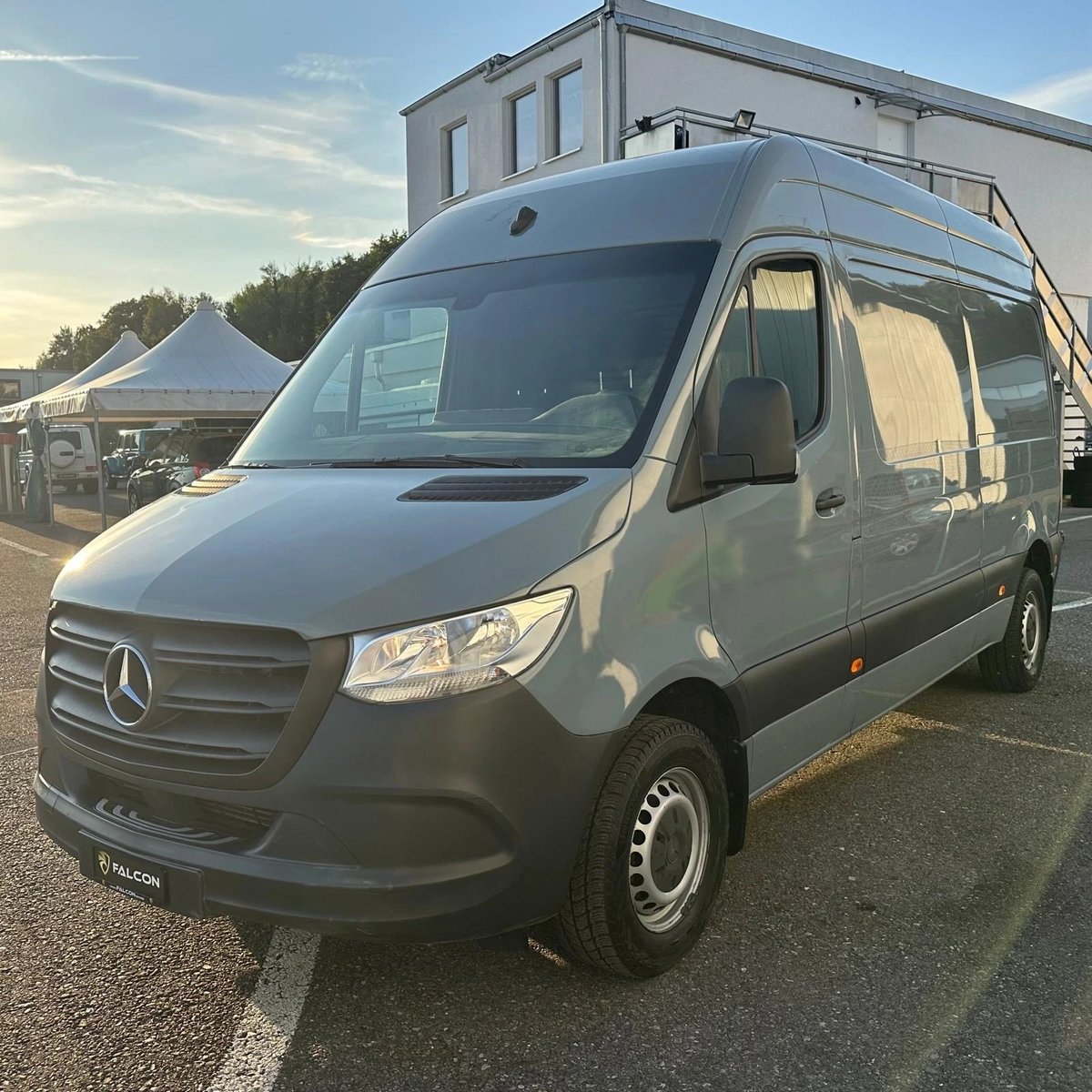 MERCEDES-BENZ Sprinter 214 CDI Standard 9G-TRONIC FWD