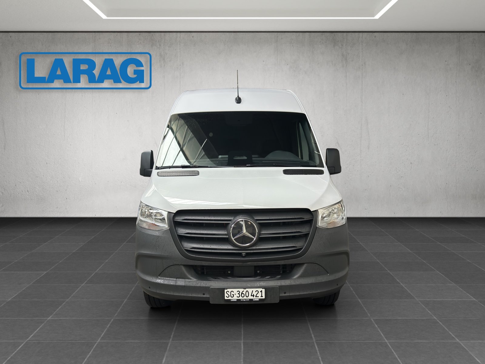 MERCEDES-BENZ eSprinter 420 56kWh Standard Hoch Pro, Elektro, Occasion / Gebraucht, Automatik - 2