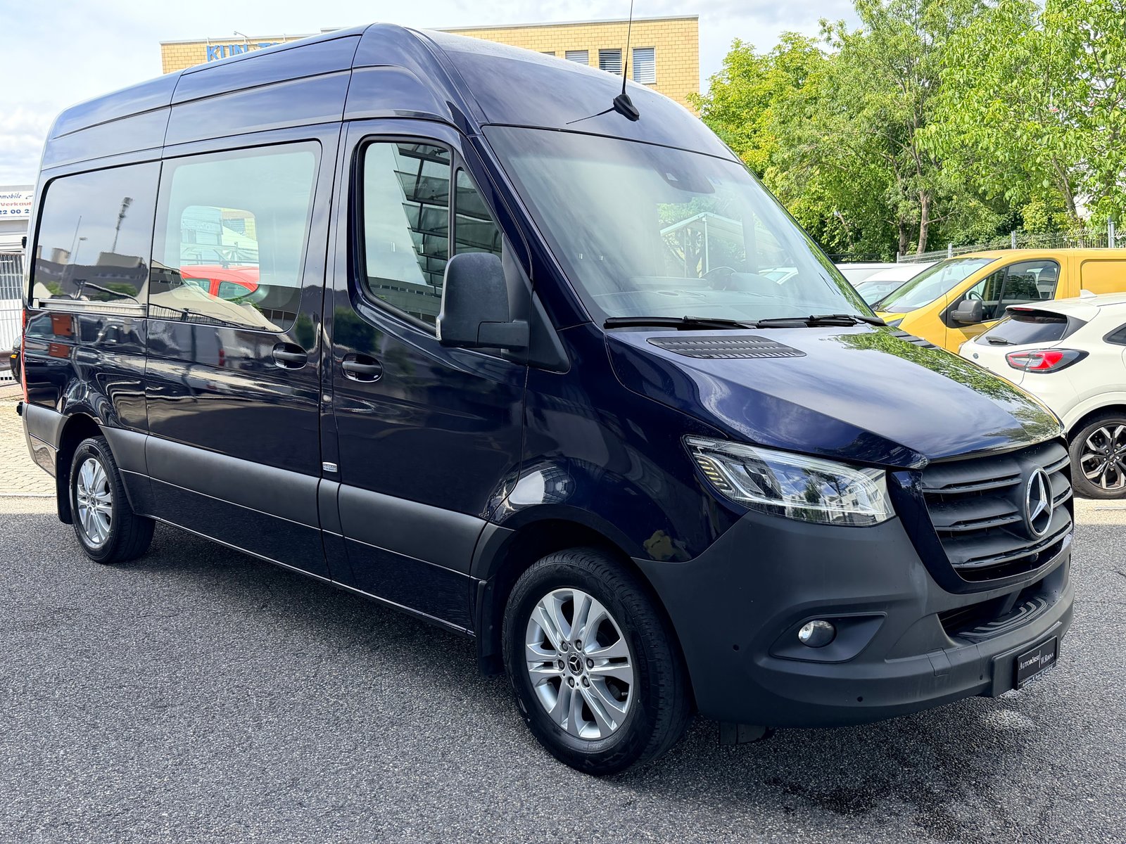 MERCEDES-BENZ Sprinter 319 CDI Standard 7G-TRONIC