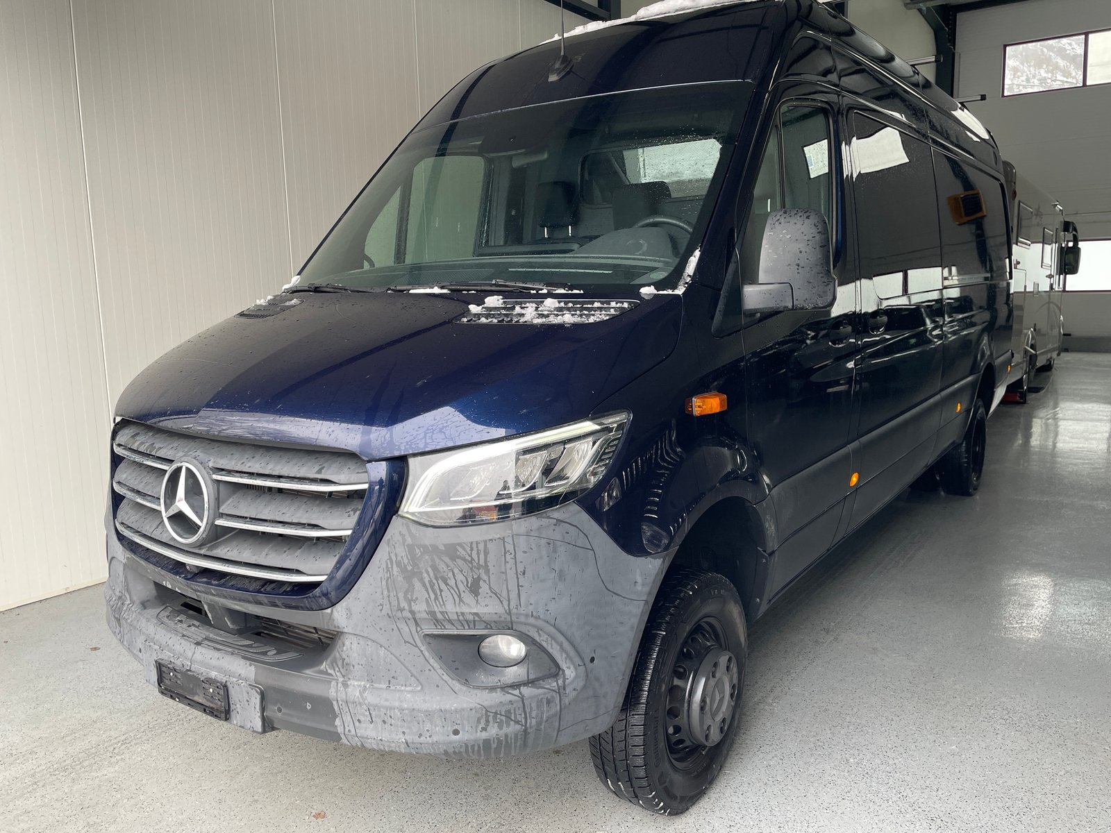 MERCEDES-BENZ Sprinter 519 CDI Lang A 4x4