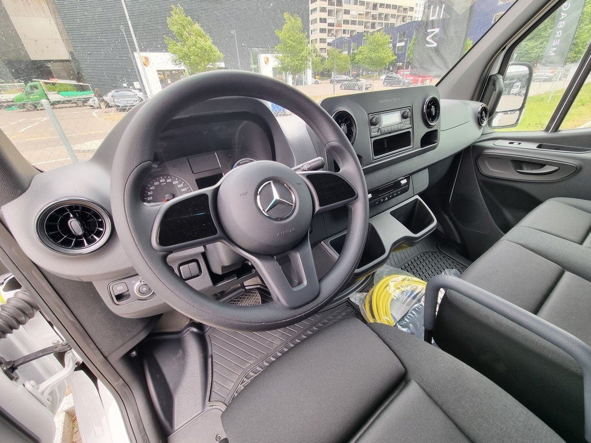 MERCEDES-BENZ eSprinter 312 47kWh Standard, Elektro, Vorführwagen, Automatik - 6