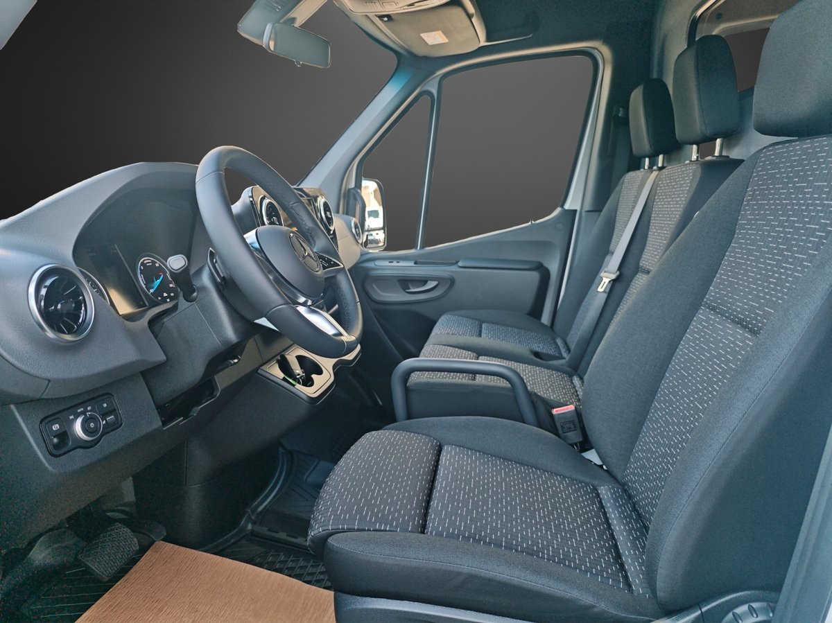 MERCEDES-BENZ eSprinter 320 PRO KA 3665mm S, Electric, Ex-demonstrator, Automatic - 7