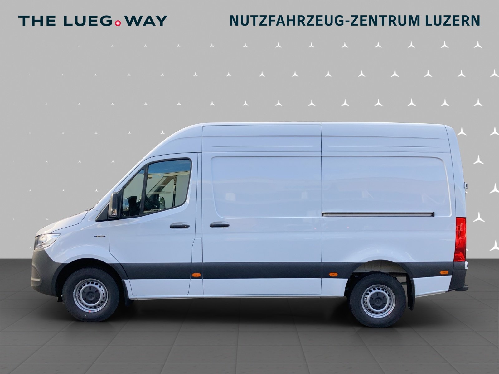 MERCEDES-BENZ eSprinter 320 KA S Pro, Elettrica, Auto dimostrativa, Automatico - 4