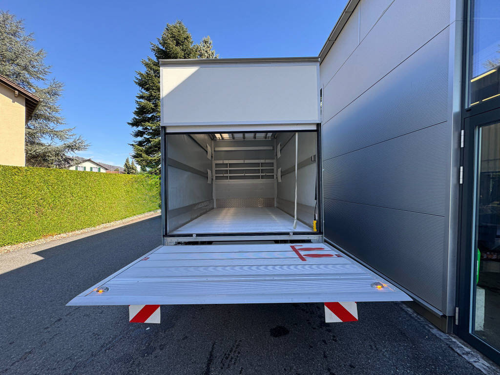 MERCEDES-BENZ eSprinter 420 Pro Aufbau mit Hebebühne 4325 L 81 kWh, Elektro, Vorführwagen, Automatik - 4
