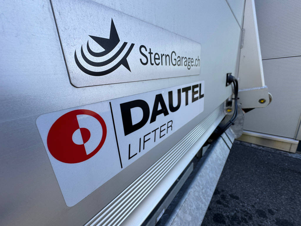 MERCEDES-BENZ eSprinter 420 Pro Aufbau mit Hebebühne 4325 L 81 kWh, Elektro, Vorführwagen, Automatik - 6