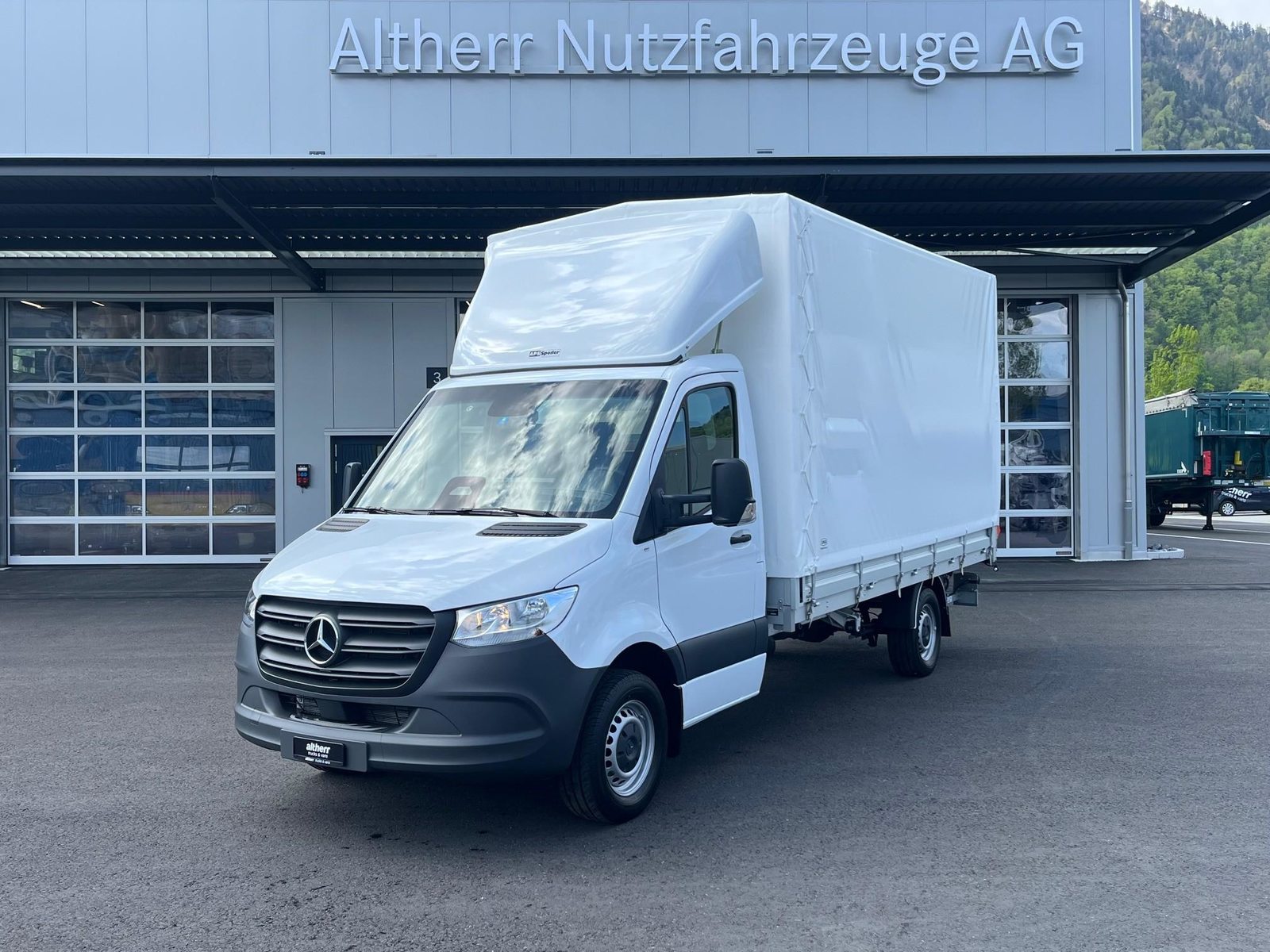 MERCEDES-BENZ Sprinter 317 Kab.-Ch. 4325 L 2.0 CDI 170 Pro
