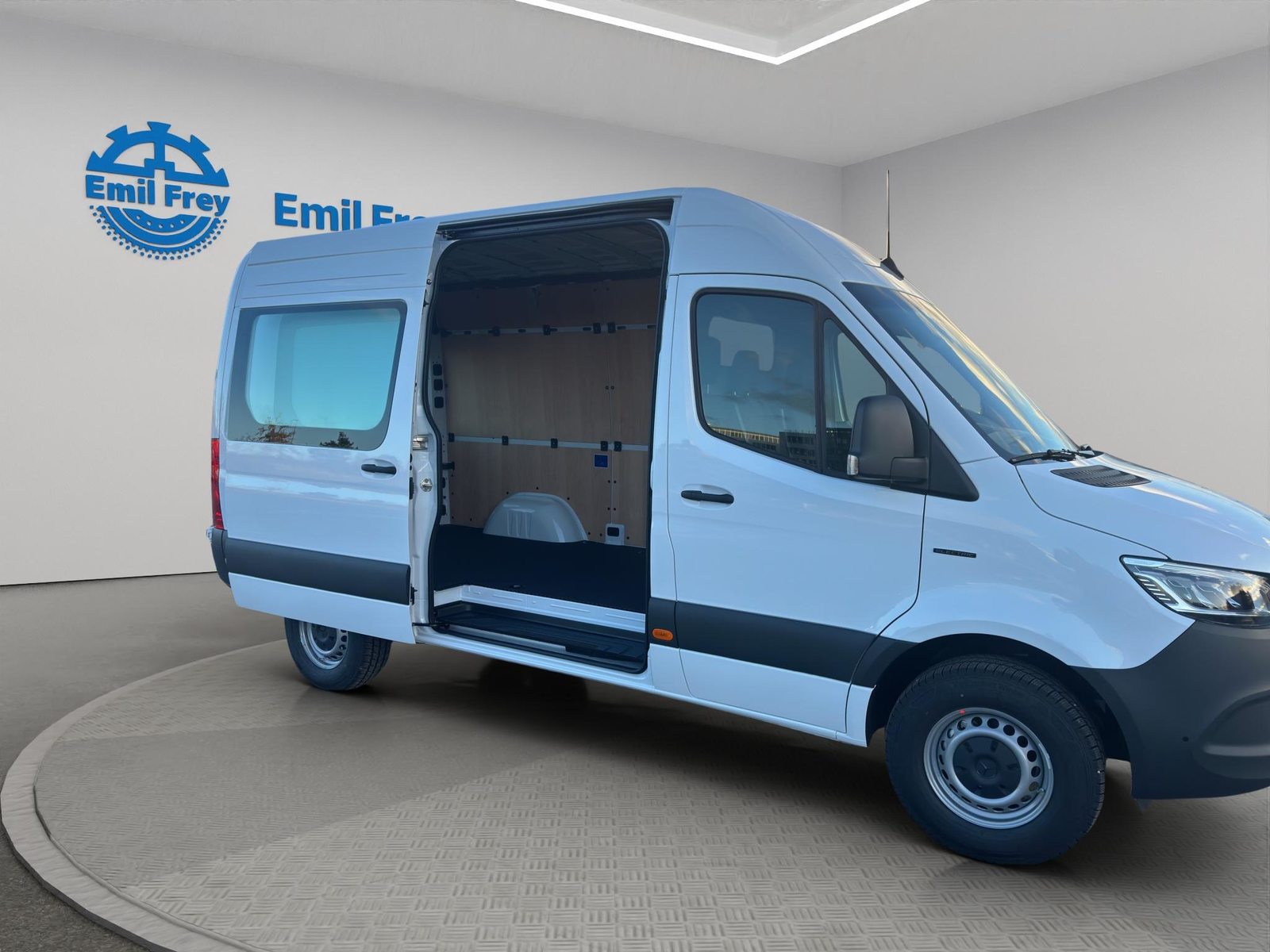 MERCEDES-BENZ eSprinter 320 PRO Kaw. 3665 S 81 kWh, Elektro, Neuwagen, Automatik - 5