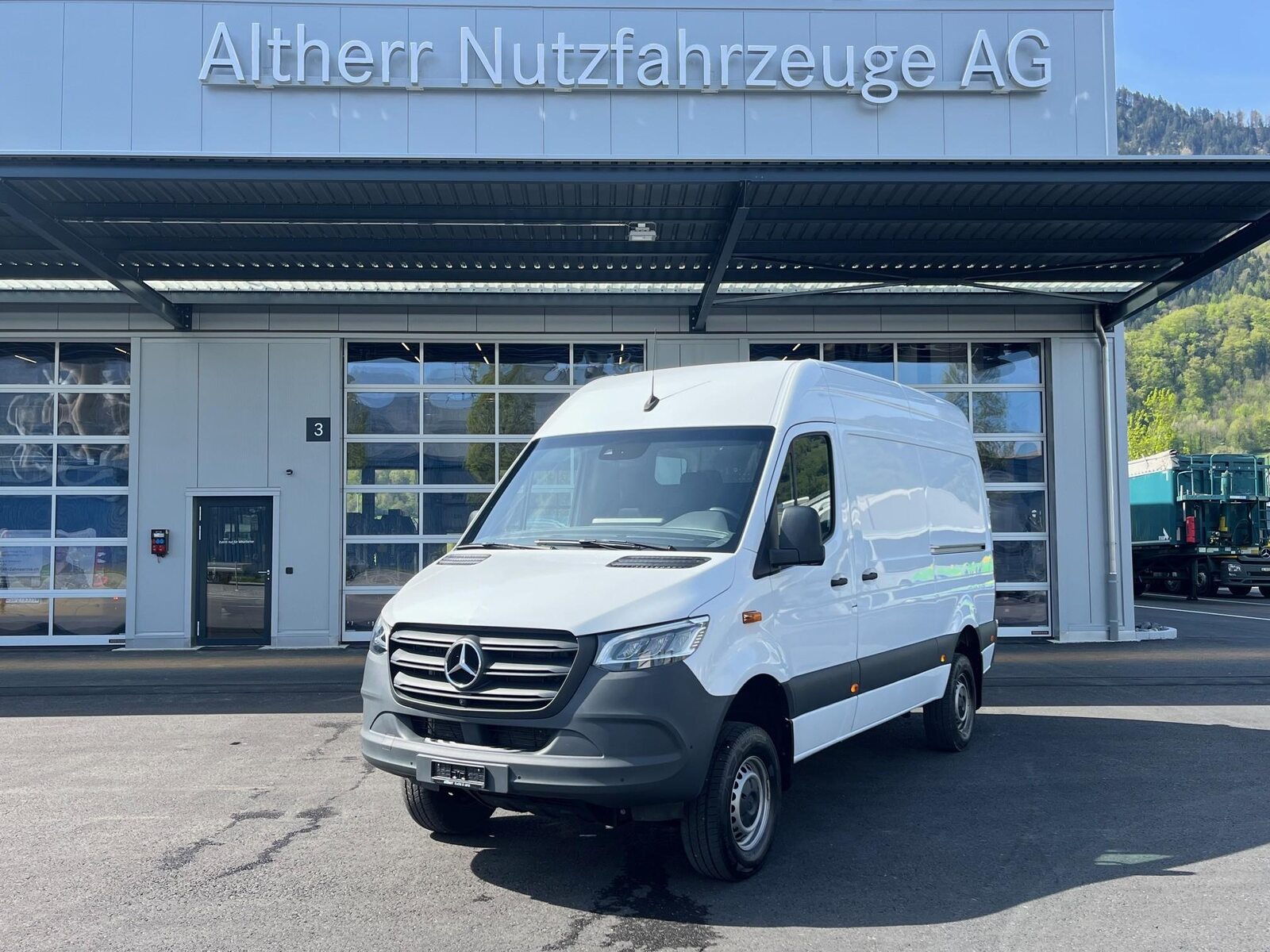 MERCEDES-BENZ Sprinter 319 CDI PRO KA S 4x4