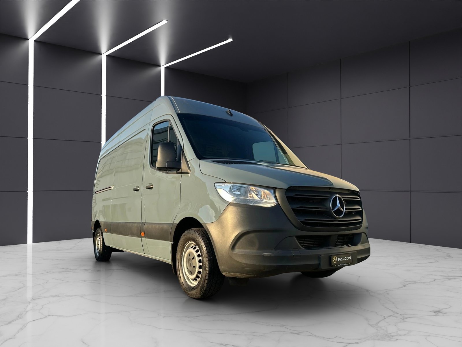 MERCEDES-BENZ Sprinter 214 CDI Standard 9G-TRONIC FWD