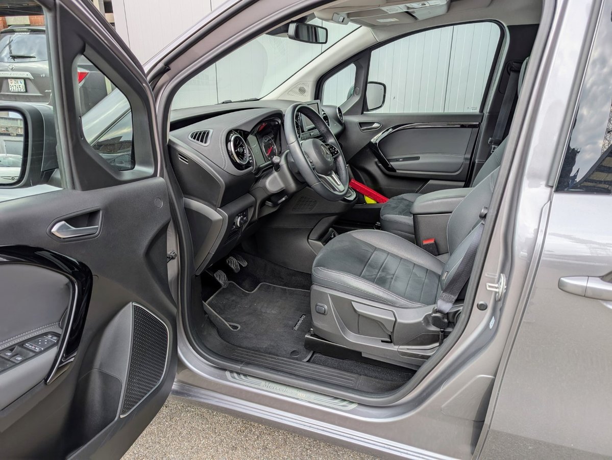 MERCEDES-BENZ T 180 Progressive Rollstuhlrampe, Benzin, Occasion / Gebraucht, Handschaltung - 2