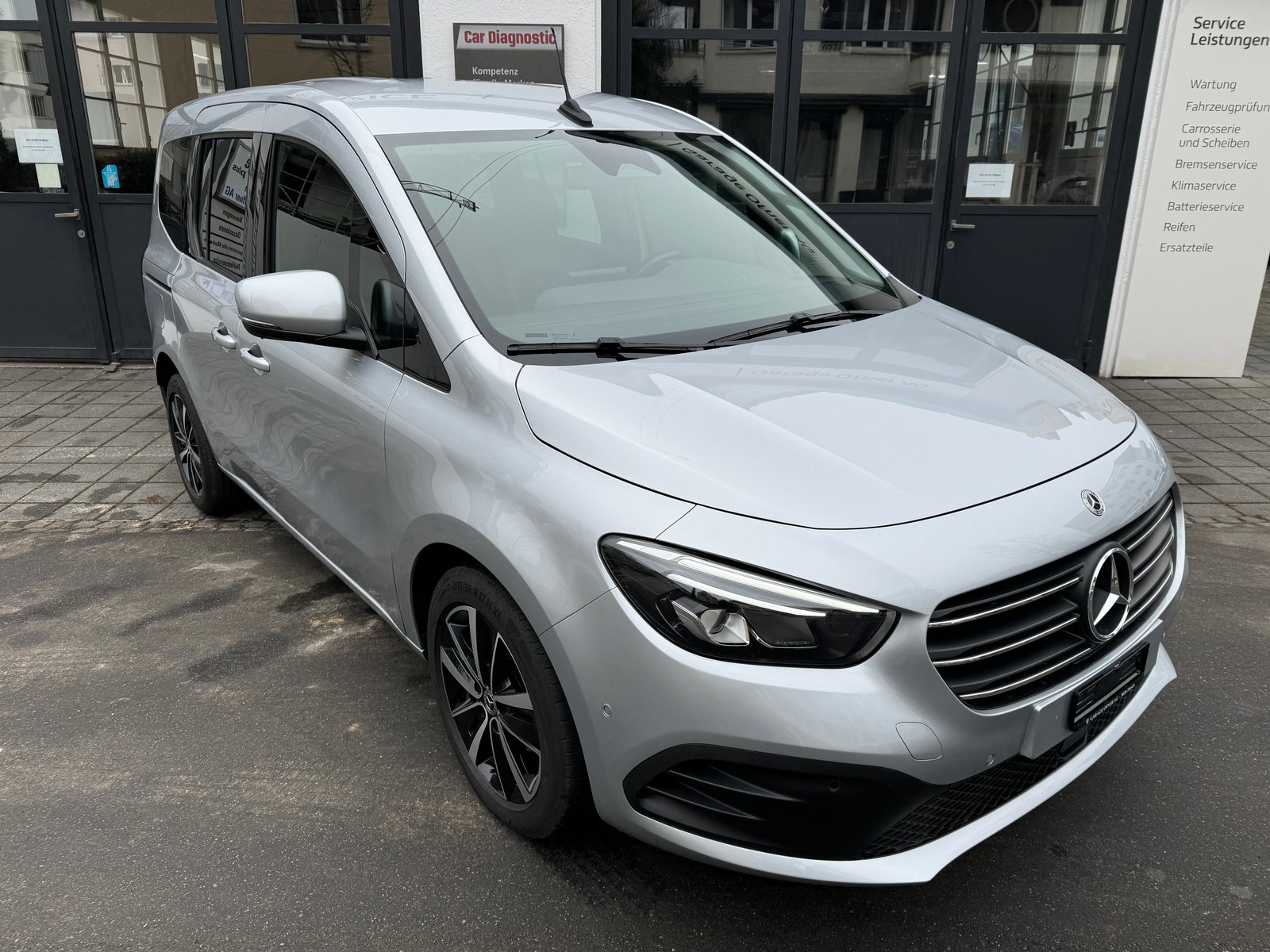 MERCEDES-BENZ T-Klasse 180d