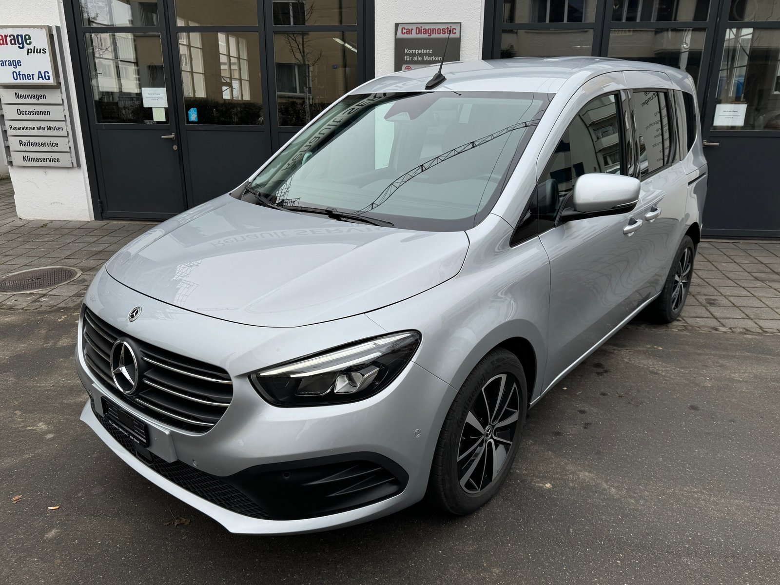MERCEDES-BENZ T-Klasse 180d, Diesel, Occasion / Utilisé, Automatique - 2