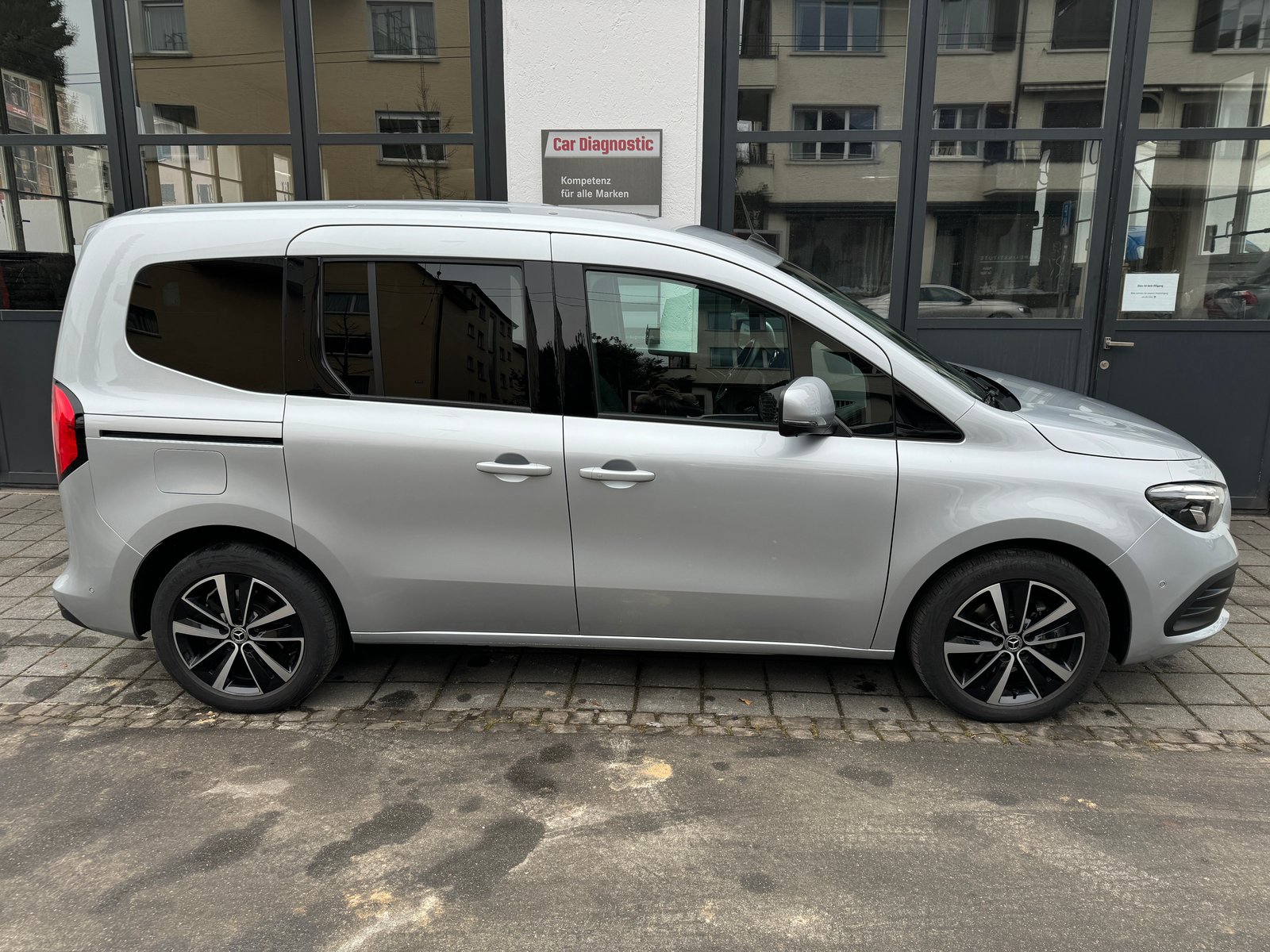 MERCEDES-BENZ T-Klasse 180d, Diesel, Occasion / Utilisé, Automatique - 5