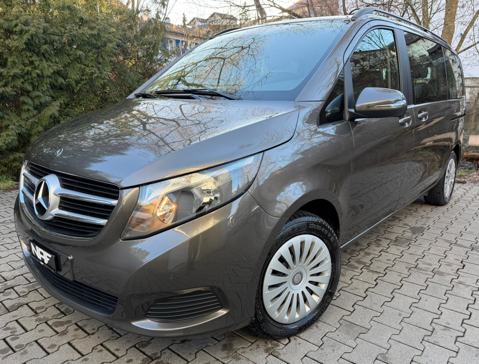 MERCEDES-BENZ V 200 d kompakt 4Matic 7G-Tronic